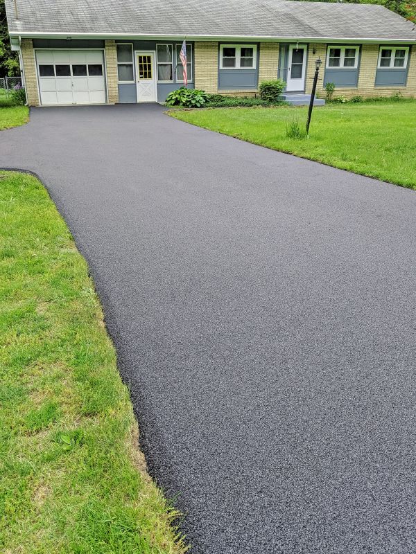 Blacktop Driveway with Edging