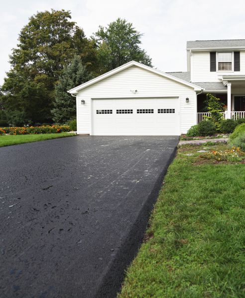 Cost of Blacktop Driveway Paving in Battle Ground