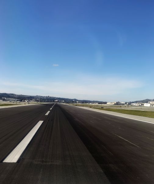 Airport Paving in Battle Ground