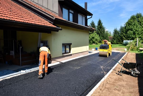 Blacktopping Service in Battle Ground